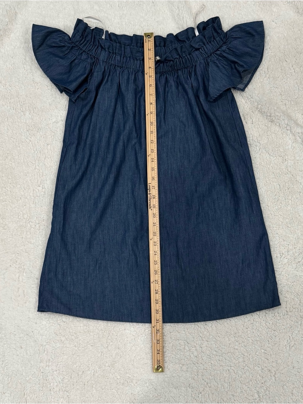 Anthropologie Corey Lynn
Calter Chambray Off
Shoulder Ruffle Dress Size X-Small - Picture 4 of 9